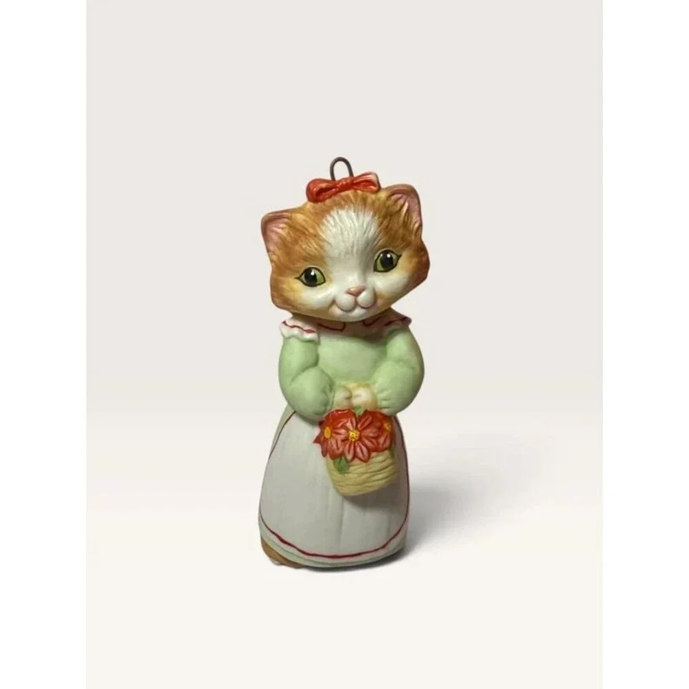 1989 Hallmark Keepsake Ornament Christmas Kitty 1 Fine Porcelain QX5445
